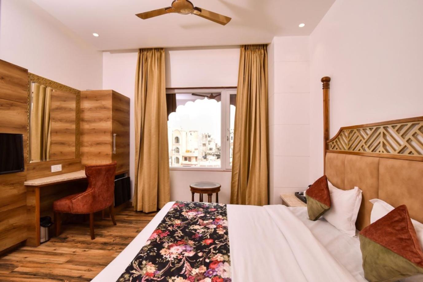 Hotel Rv Golden Амрітсар Екстер'єр фото