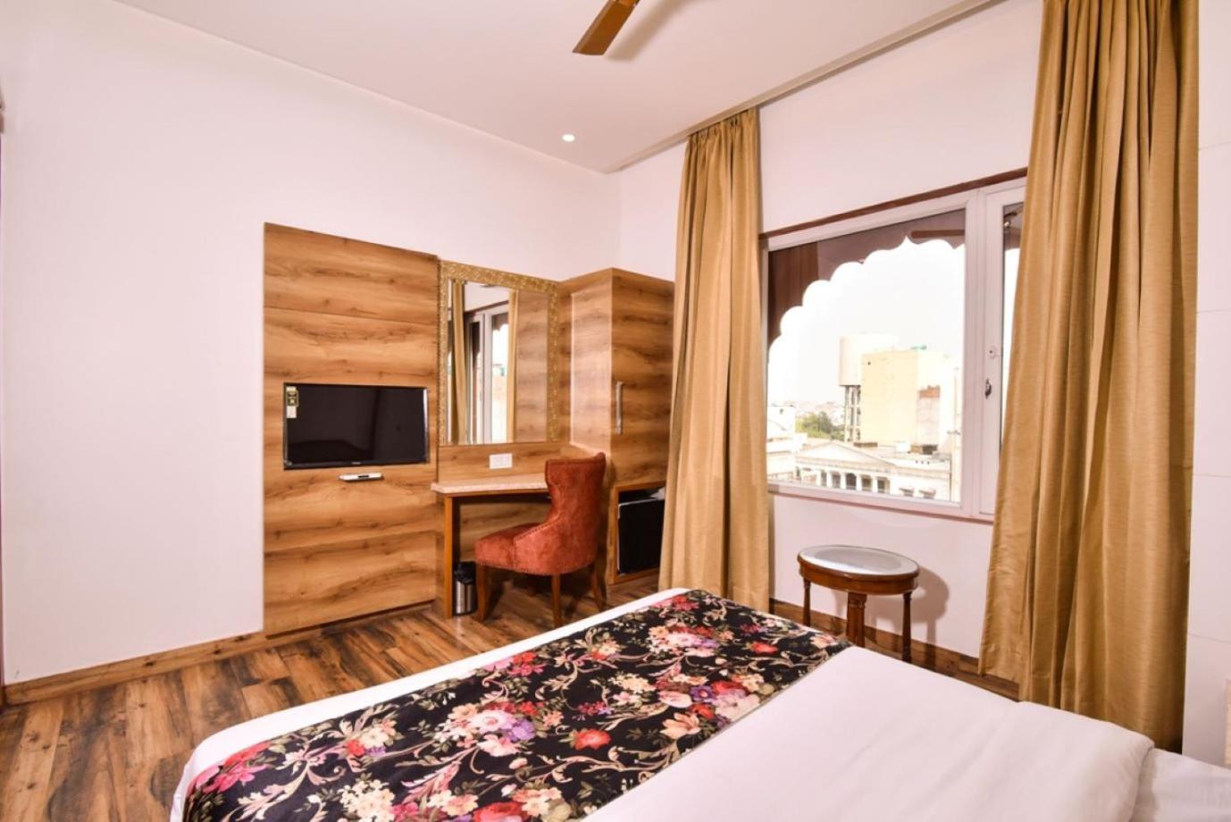 Hotel Rv Golden Амрітсар Екстер'єр фото